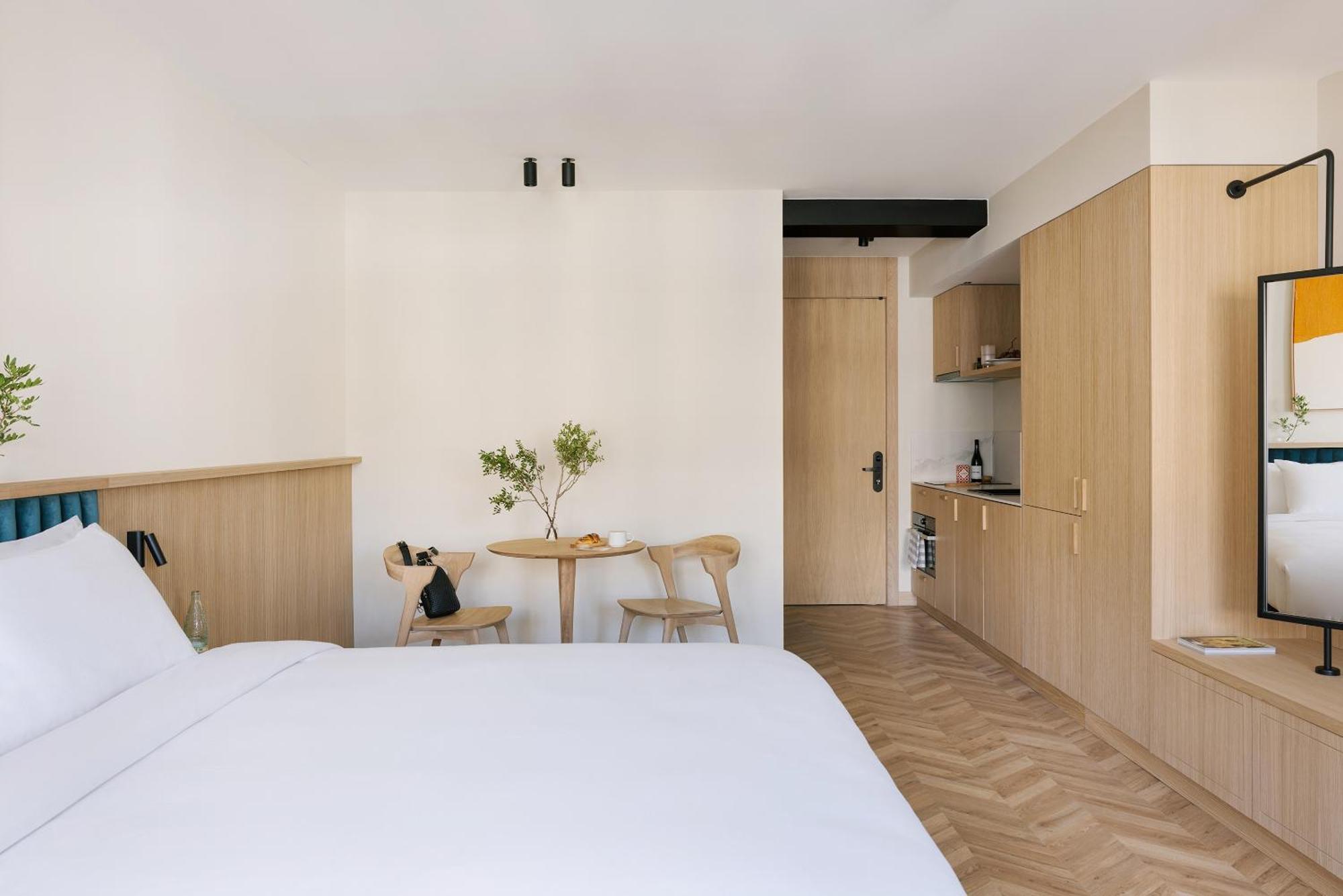 Sonder Sofia Aparthotel Madrid Room photo